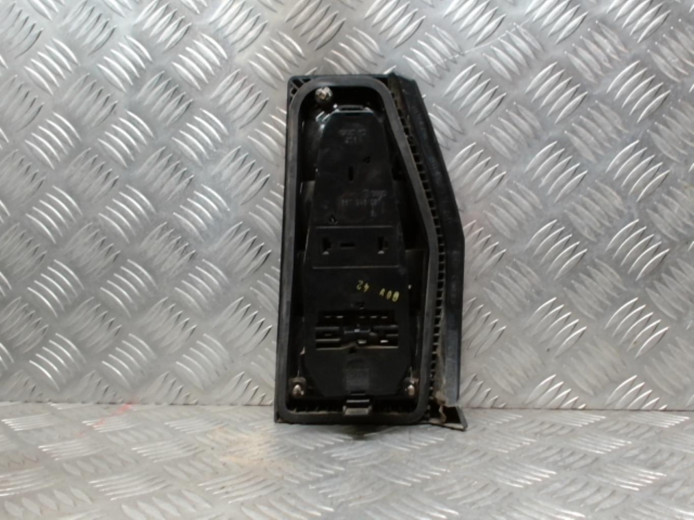 Fanale posteriore principale sinistro (luci) VOLKSWAGEN POLO 2 PHASE 1 Gasolina - 1