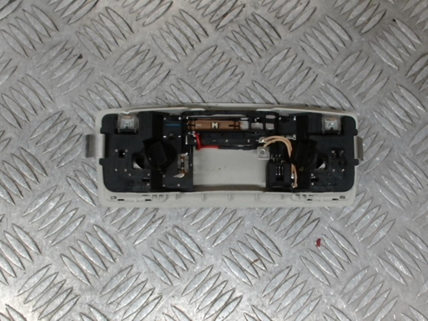 Eclairage de plafonnier MAZDA CX7 PHASE 2 Diesel - 1