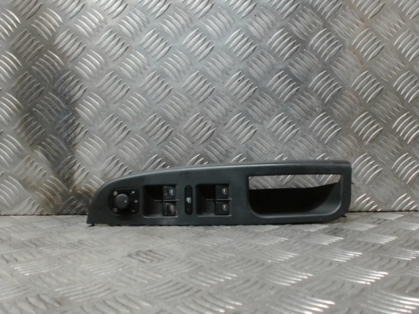 Interruttore lavacristalli anteriore sinistro VOLKSWAGEN GOLF 5 Diésel - 1
