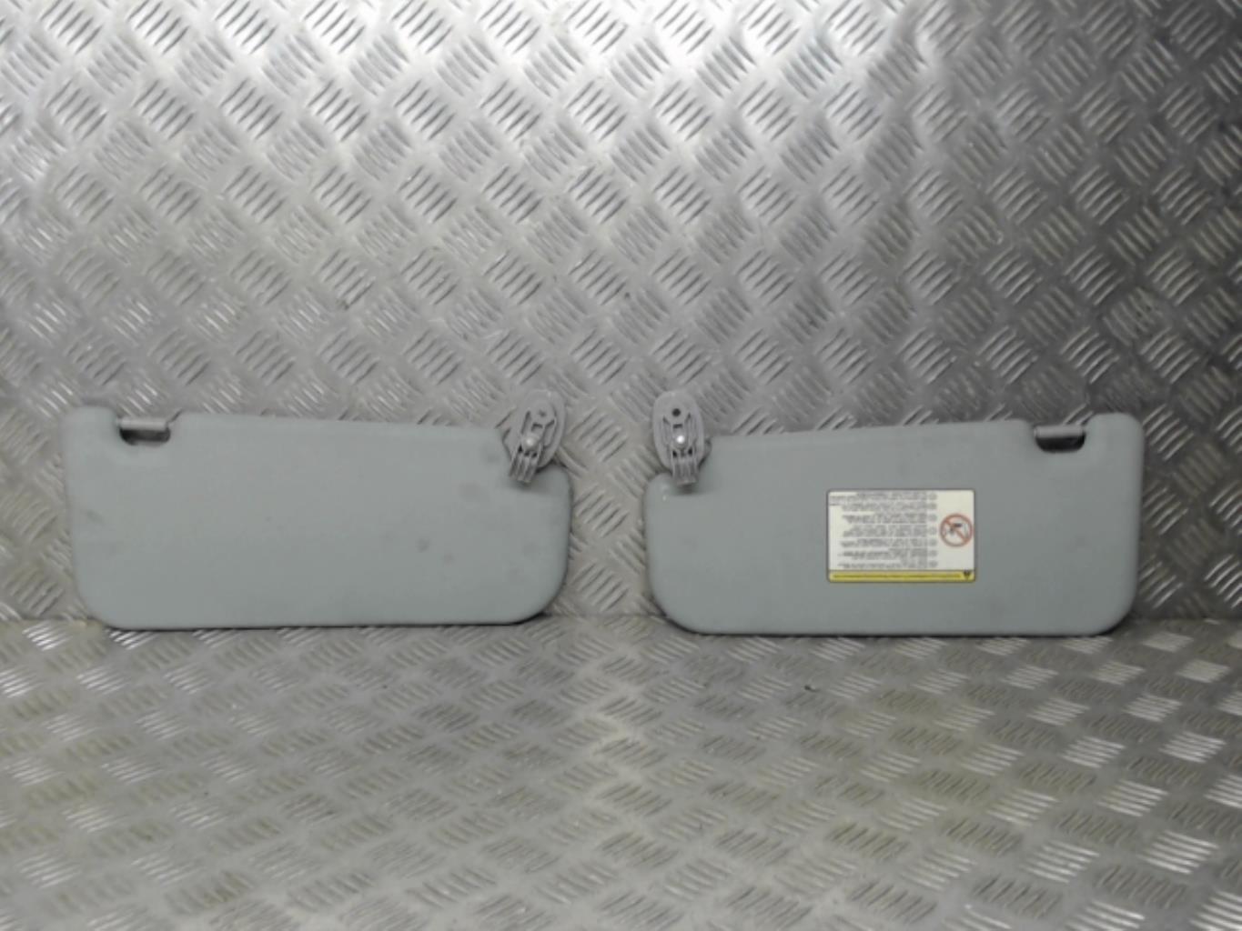 Pare soleil KIA RIO 3 PHASE 1 Essence - 1