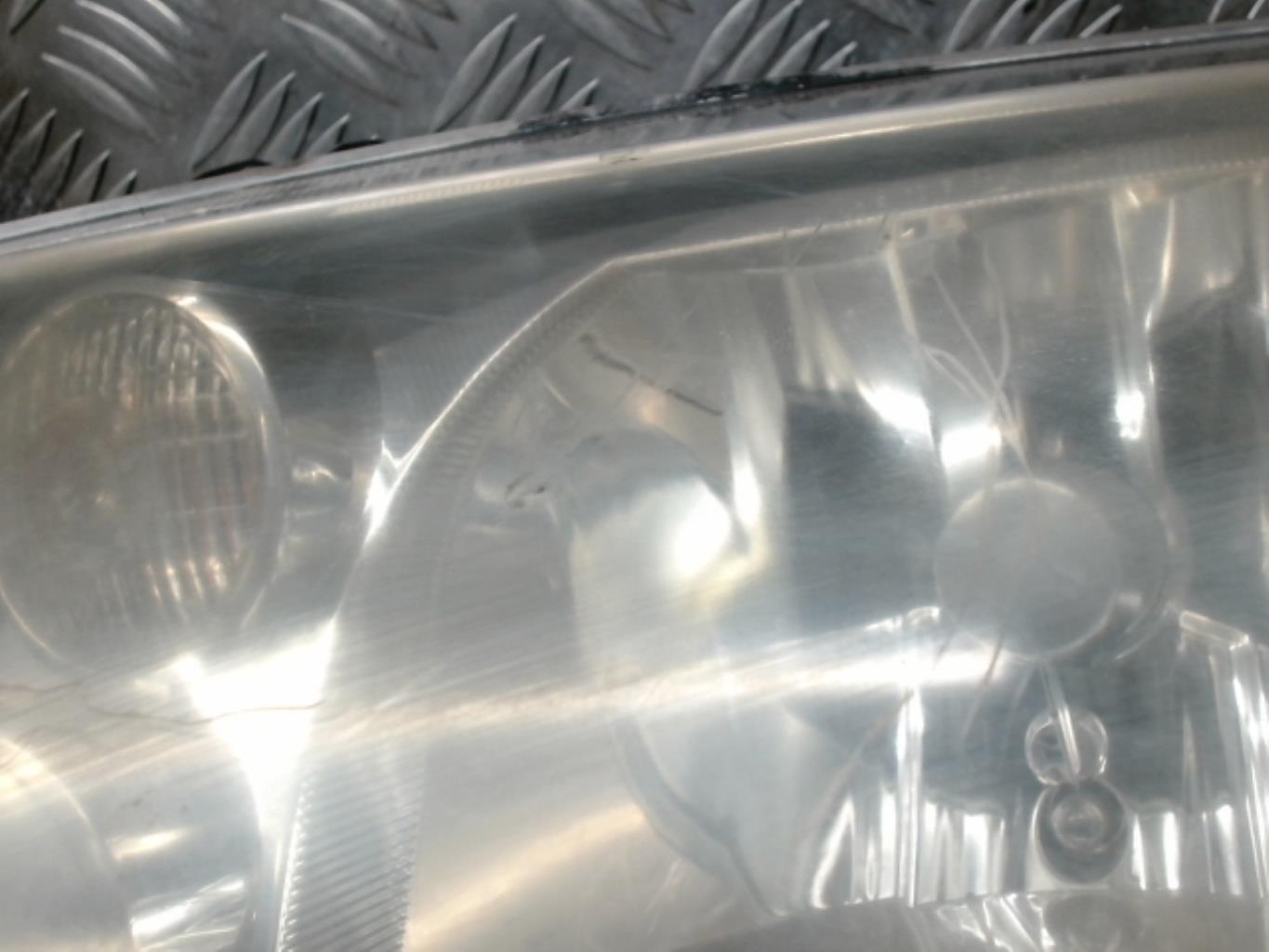 Gruppo ottico anteriore principale sinistro (luci)(faro) VOLKSWAGEN BORA Diésel - 1