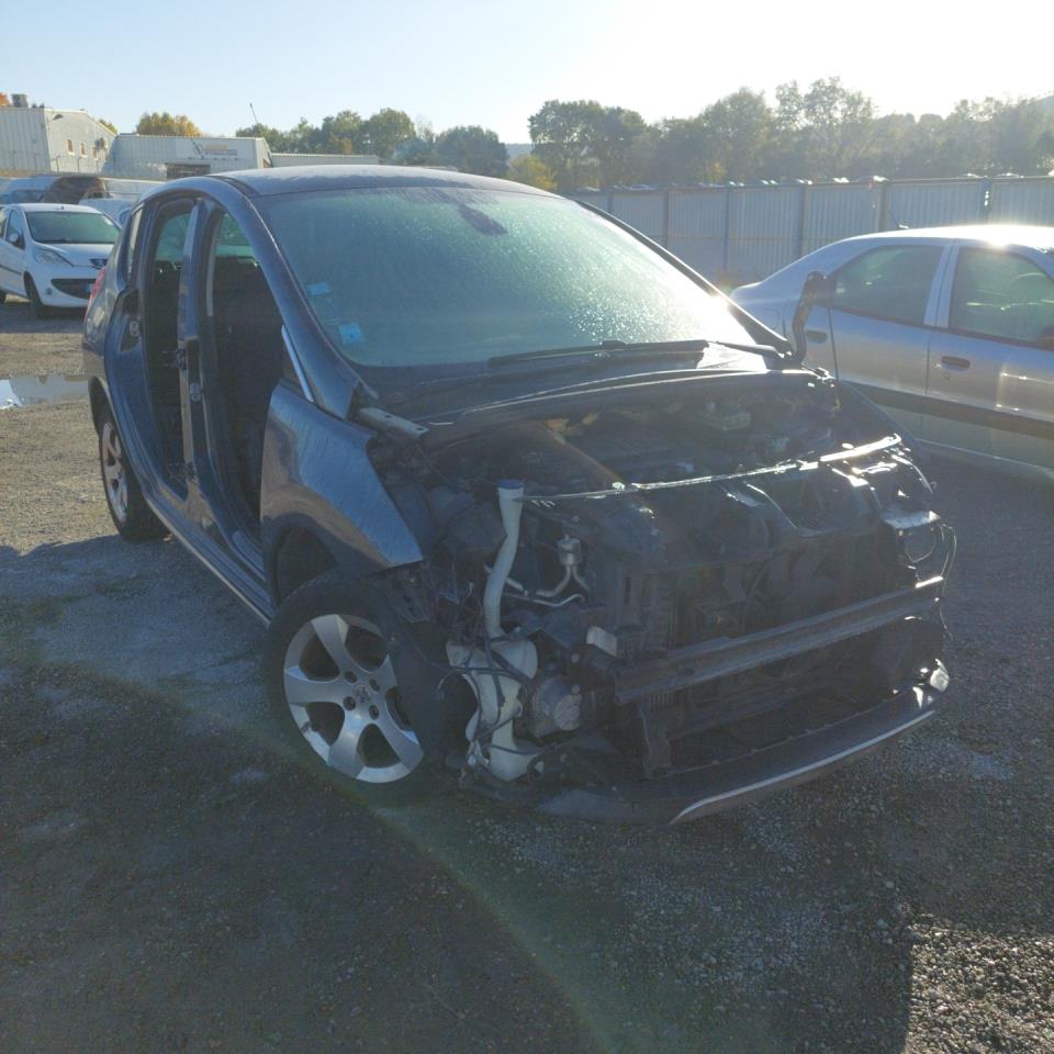 Bocchetta aerazione cruscotto PEUGEOT 3008 1 PHASE 1 Diésel - 1