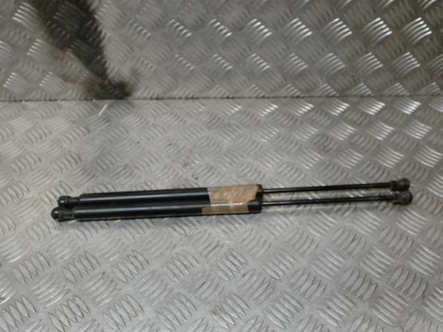 Verin de coffre RENAULT CLIO 4 PHASE 2 Diesel - 1