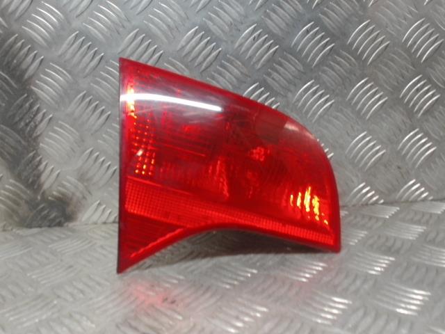 Feu arriere secondaire gauche (feux) AUDI A4 2 AVANT PHASE 2 BREAK Diesel - 1
