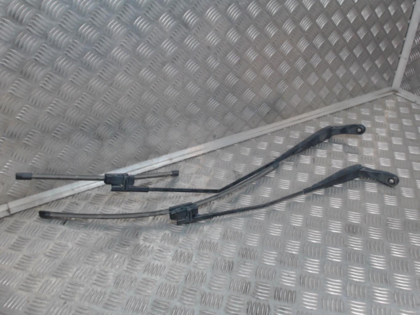 Braccio tergicristallo anteriore PEUGEOT 207 PHASE 1 Diésel - 1