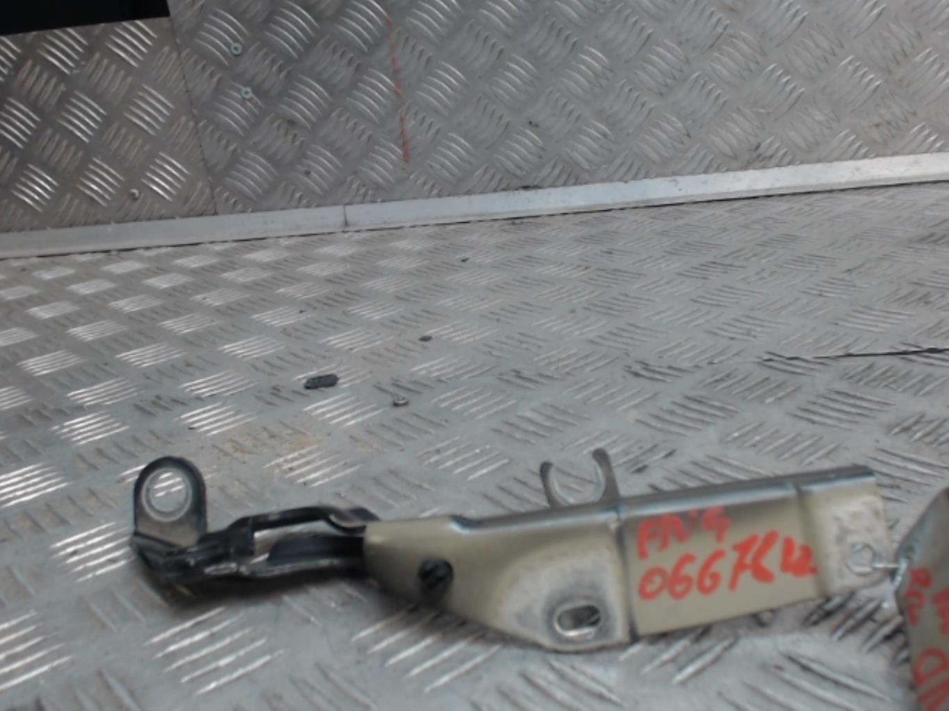 Charniere de capot CITROEN C3 PICASSO PHASE 1  - 1