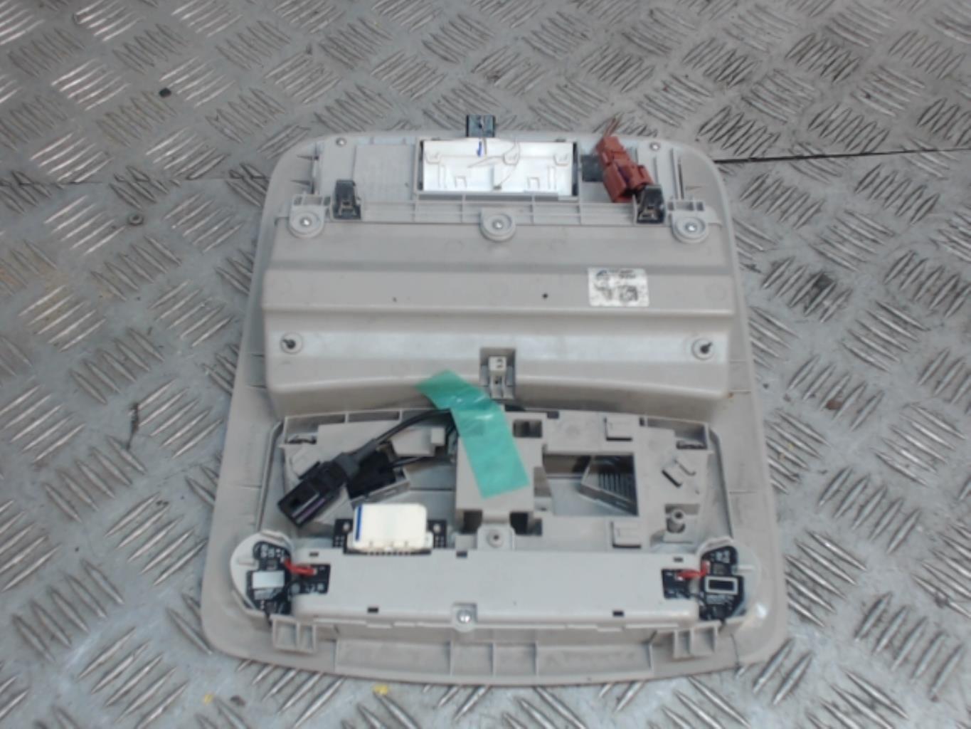 Eclairage de plafonnier RENAULT KOLEOS 2 PHASE 1  - 1