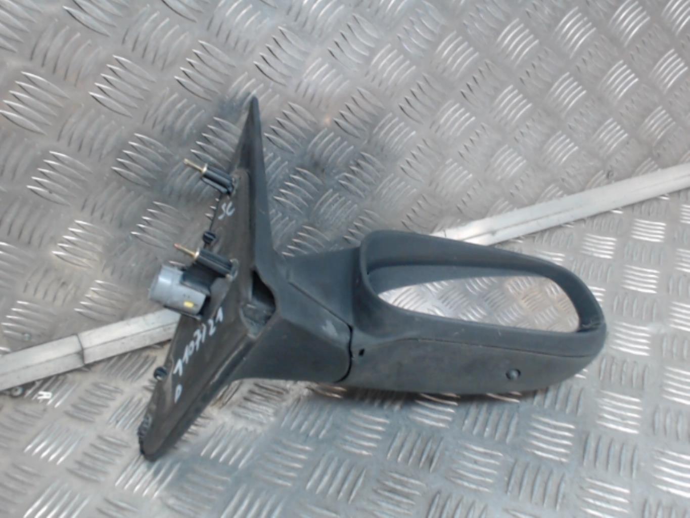 Retrovisor derecho RENAULT LAGUNA Diésel - 1