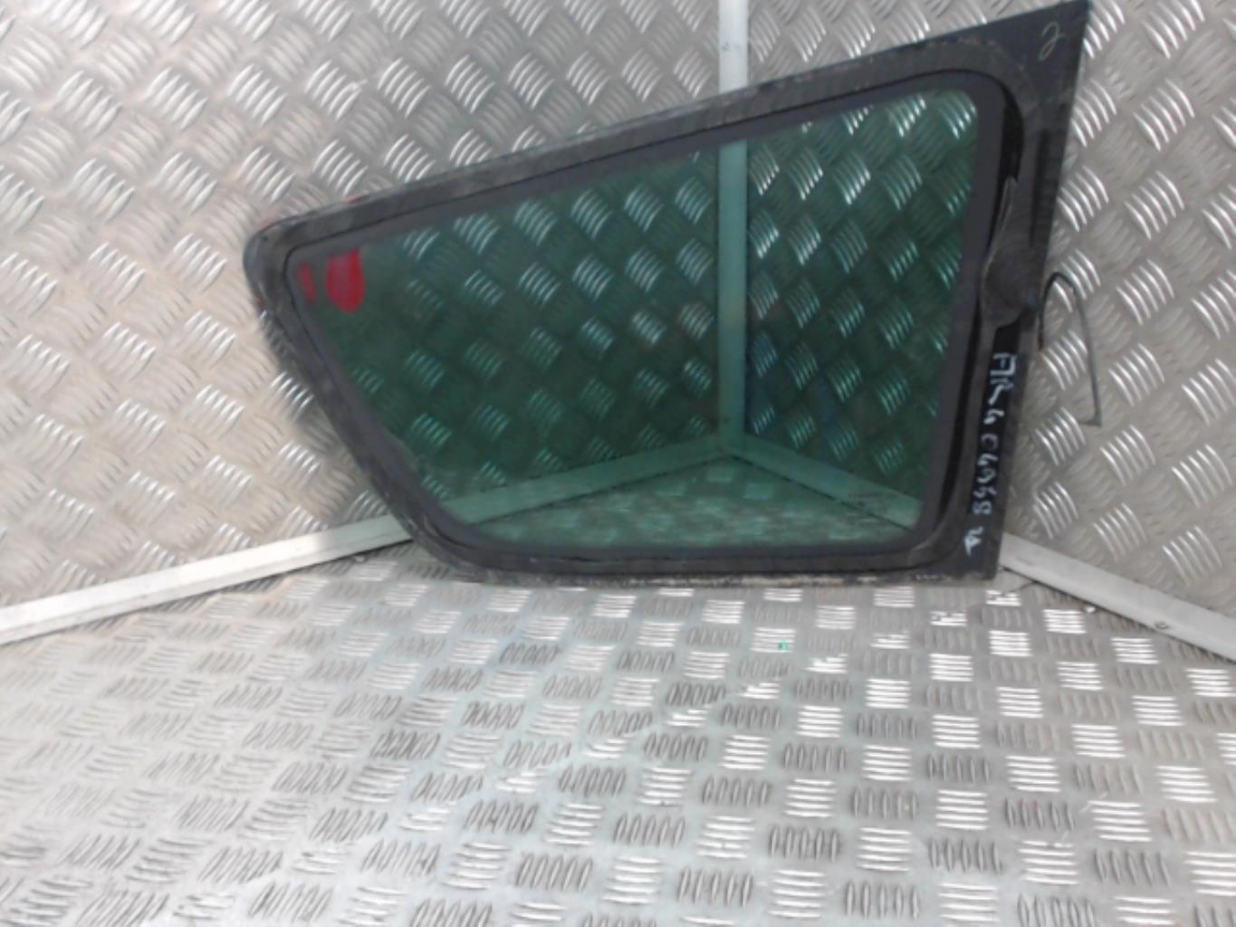 Vetro posteriore sinistro RENAULT GRAND SCENIC 3 PHASE 3 Diésel - 1