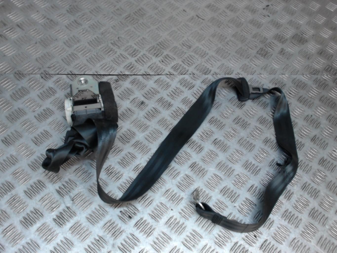 Cintura di sicurezza posteriore sinistra VOLKSWAGEN SCIROCCO 3 PHASE 1 COUPE Gasolina - 1