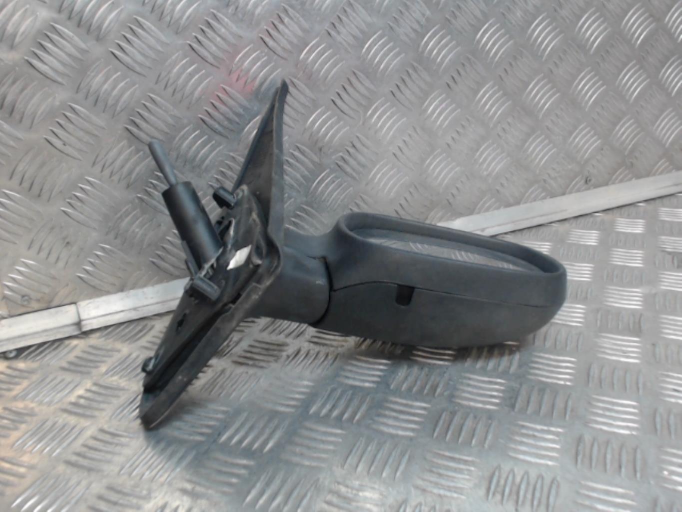 Retrovisor derecho RENAULT CLIO 2 PHASE 1 Gasolina - 1