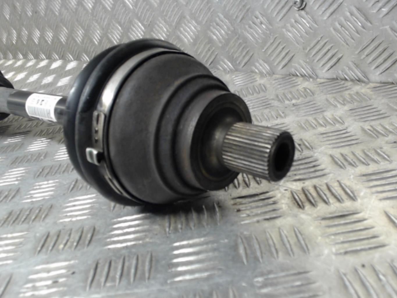 Giunto cardanico albero di trasmissione sinistro VOLKSWAGEN SCIROCCO 3 PHASE 1 COUPE Gasolina - 1
