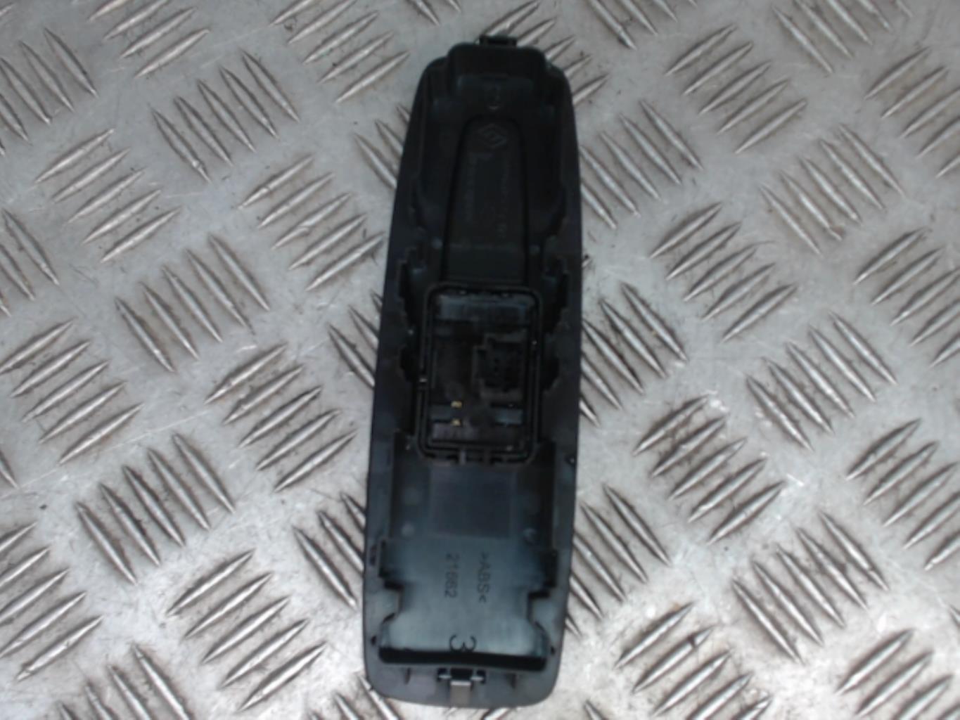 Interruttore lavacristalli posteriore destro RENAULT SCENIC 4 Diésel - 1