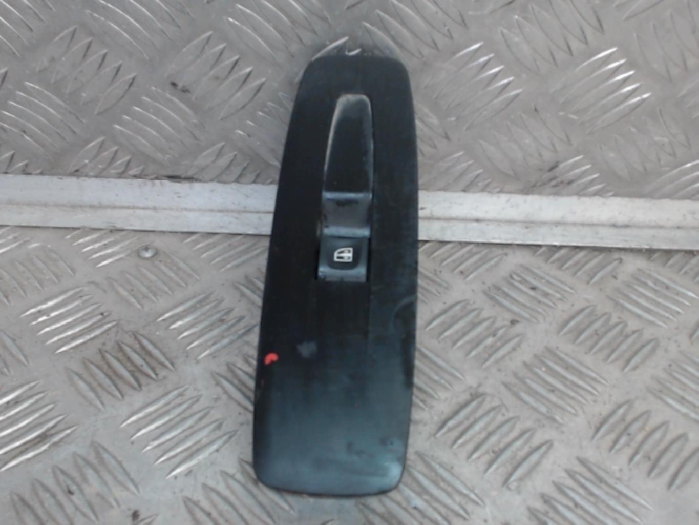 Interruttore lavacristalli posteriore sinistro RENAULT SCENIC 4 Diésel - 1