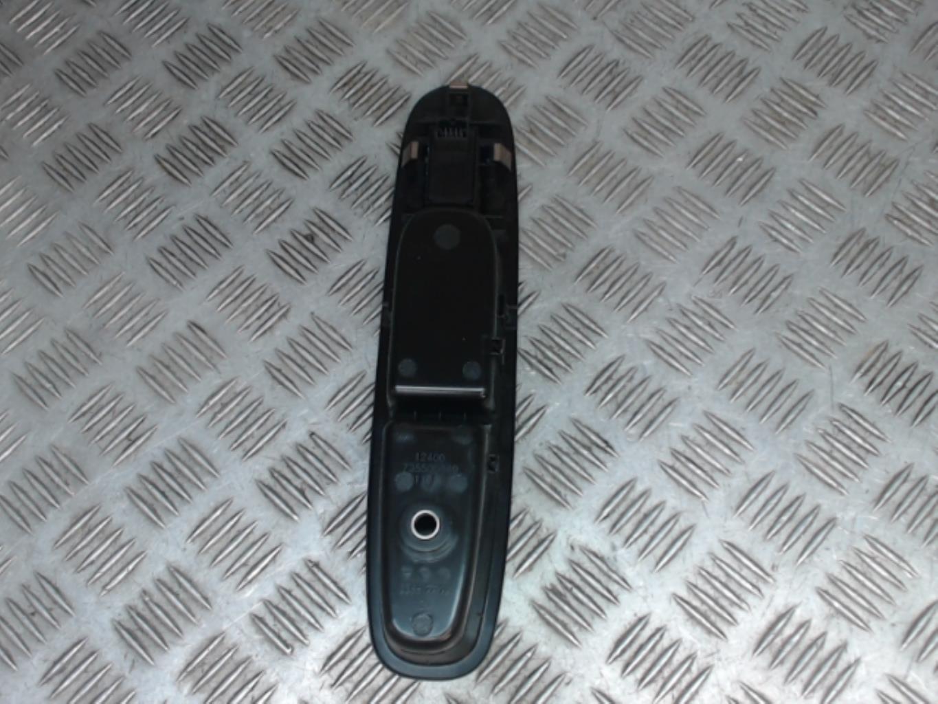 Interruttore lavacristalli anteriore destro FIAT PUNTO EVO 3 Diésel - 1