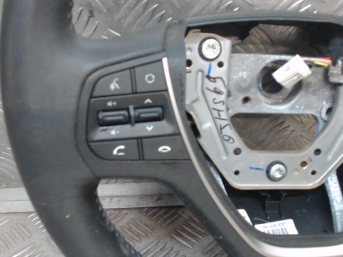Volant HYUNDAI I 20 2 PHASE 2  - 1