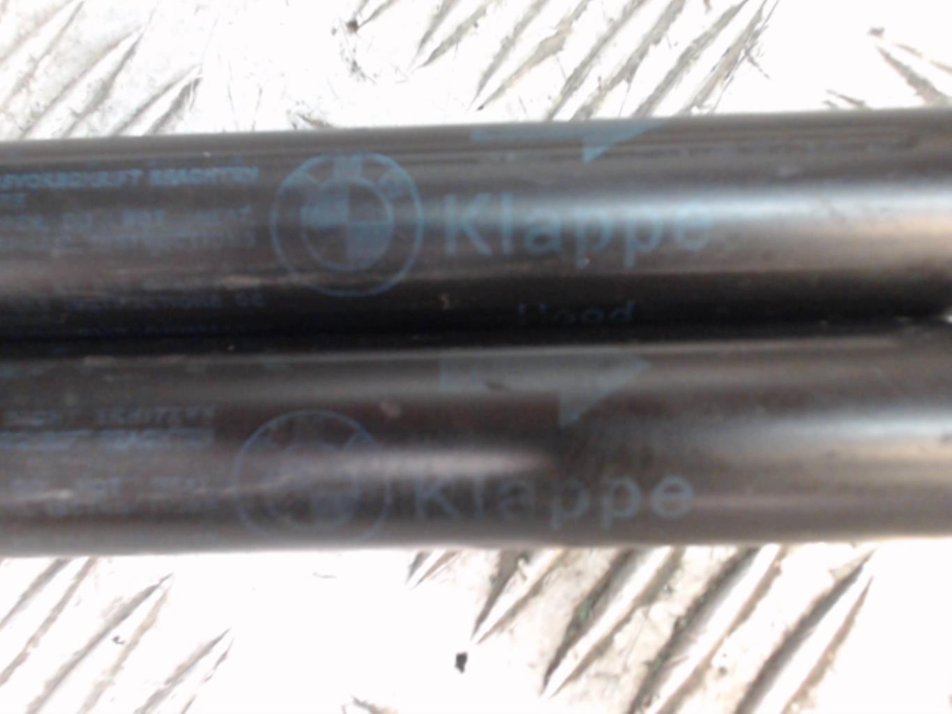 Verin de capot BMW X3 E83 PHASE 2 Diesel - 1
