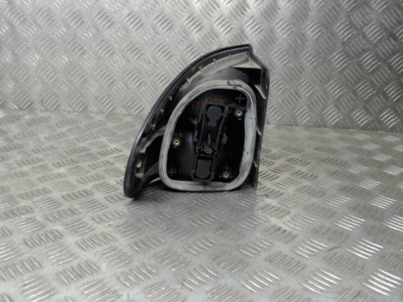 Fanale posteriore principale destro (luci) RENAULT LAGUNA 1 PHASE 1 Gasolina - 1