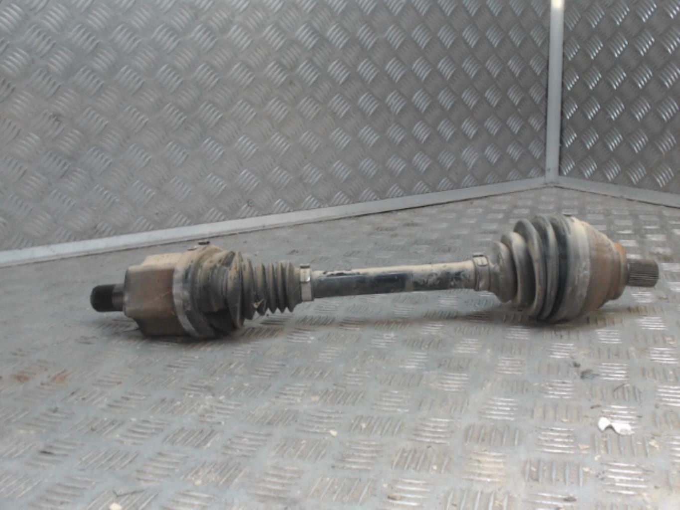 Giunto cardanico albero di trasmissione sinistro AUDI Q3 1 PHASE 2 Diésel - 1