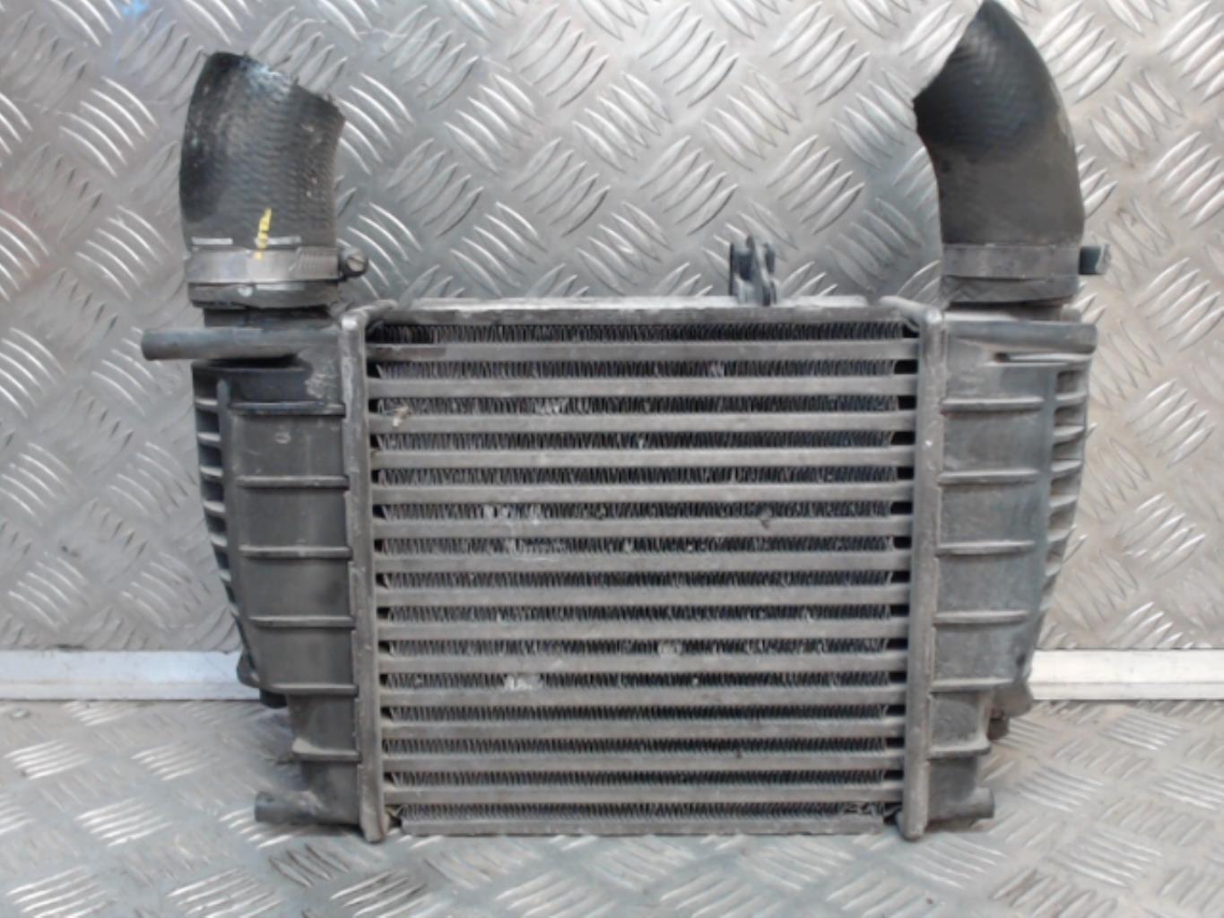 Scambiatore aria (Intercooler) NISSAN NV200  - 1