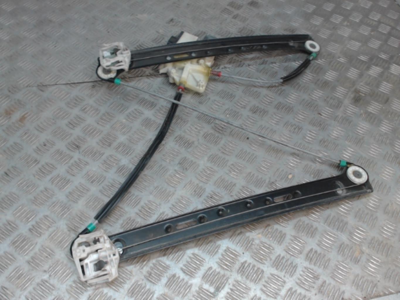 Alzacristalli elettrico anteriore destro BMW X3 E83 PHASE 2  - 1