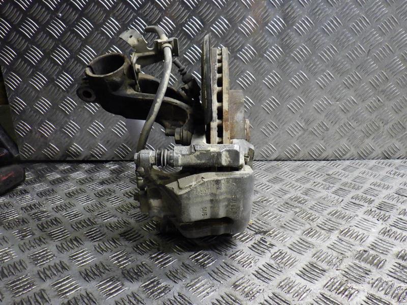 Moyeu avant gauche AUDI A3 3 SPORTBACK PHASE 2 Diesel - 1