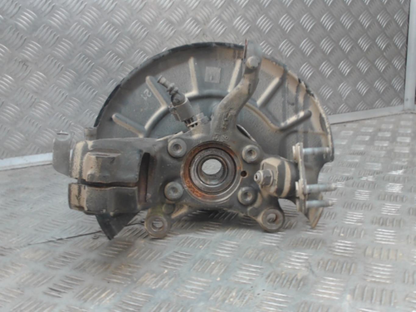 Fuso a snodo anteriore destro AUDI Q3 1 PHASE 2 Diésel - 1