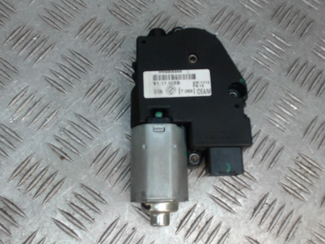 Moteur toit ouvrant LANCIA MUSA PHASE 1 Diesel - 1