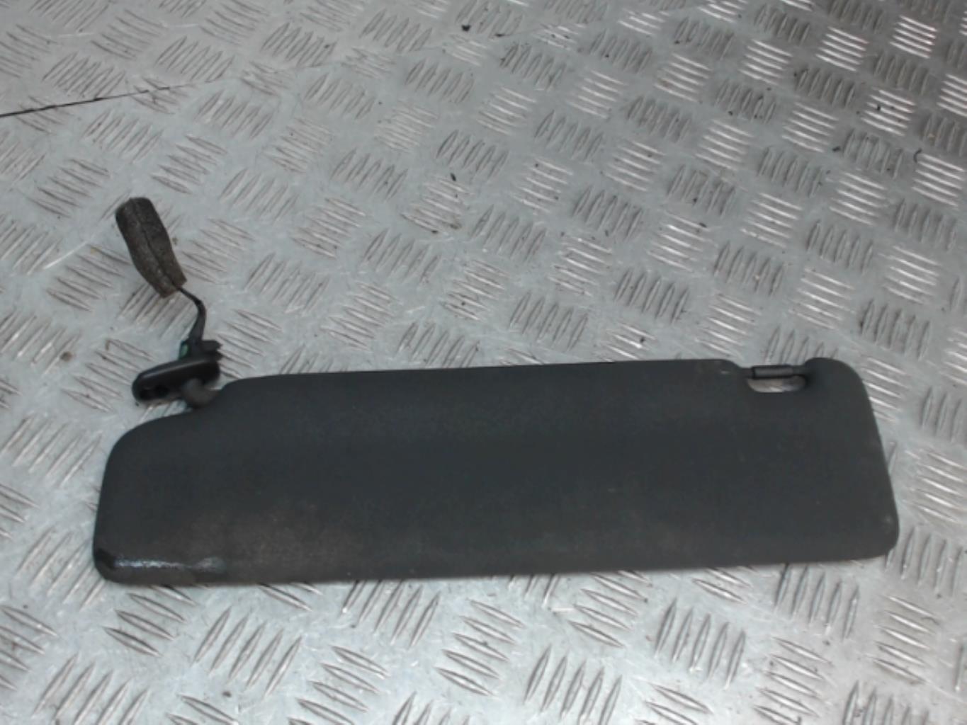 Pare soleil droit AUDI A3 2 CABRIO PHASE 2 Essence - 1