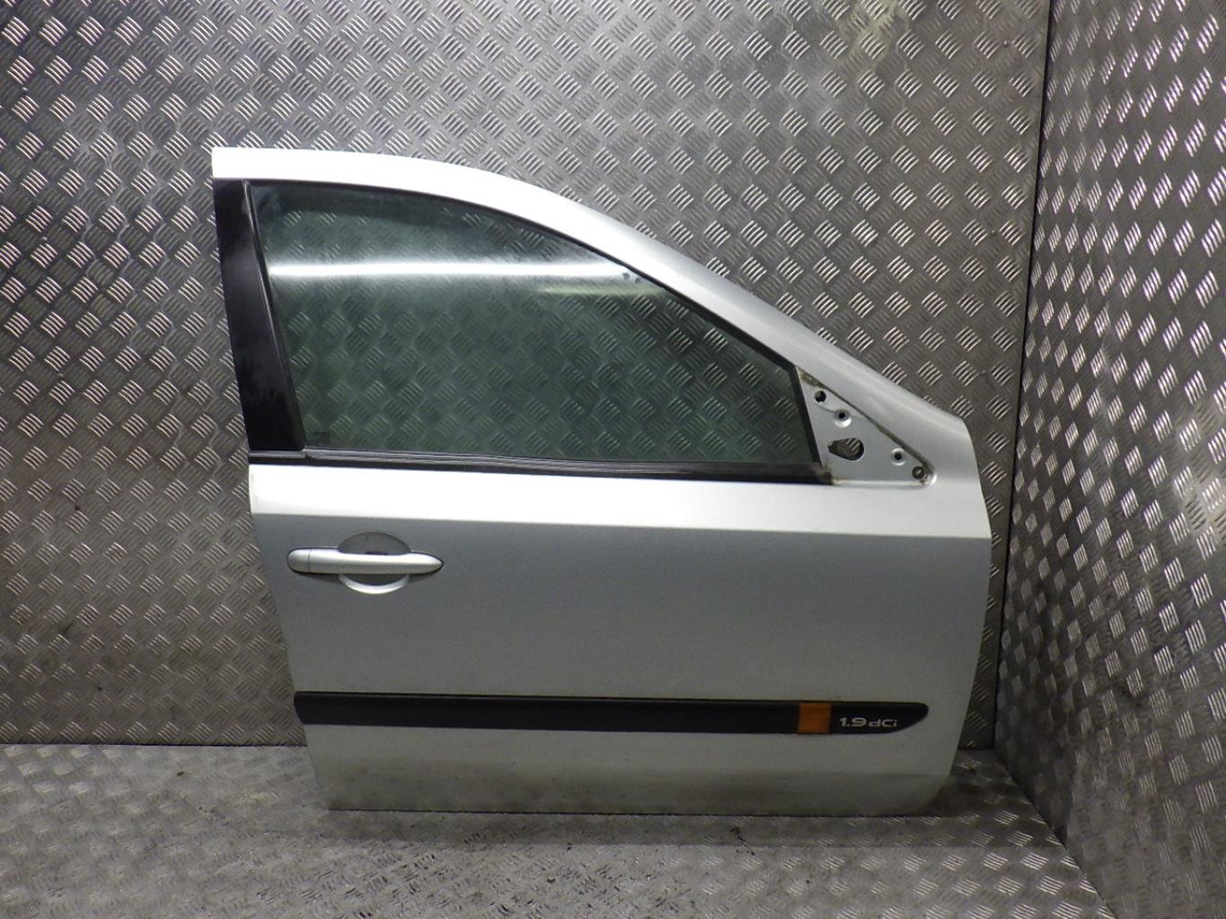 Porte avant droit RENAULT LAGUNA 2 PHASE 1 Diesel - 1