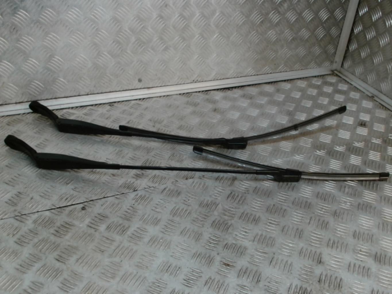 Braccio tergicristallo anteriore PEUGEOT 308 2 PHASE 1 Diésel - 1