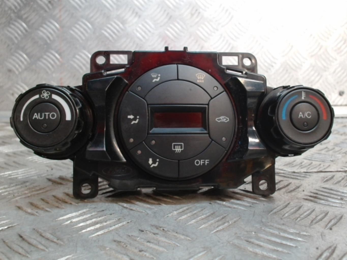 Commande chauffage FORD FIESTA 6 PHASE 1 Essence - 1