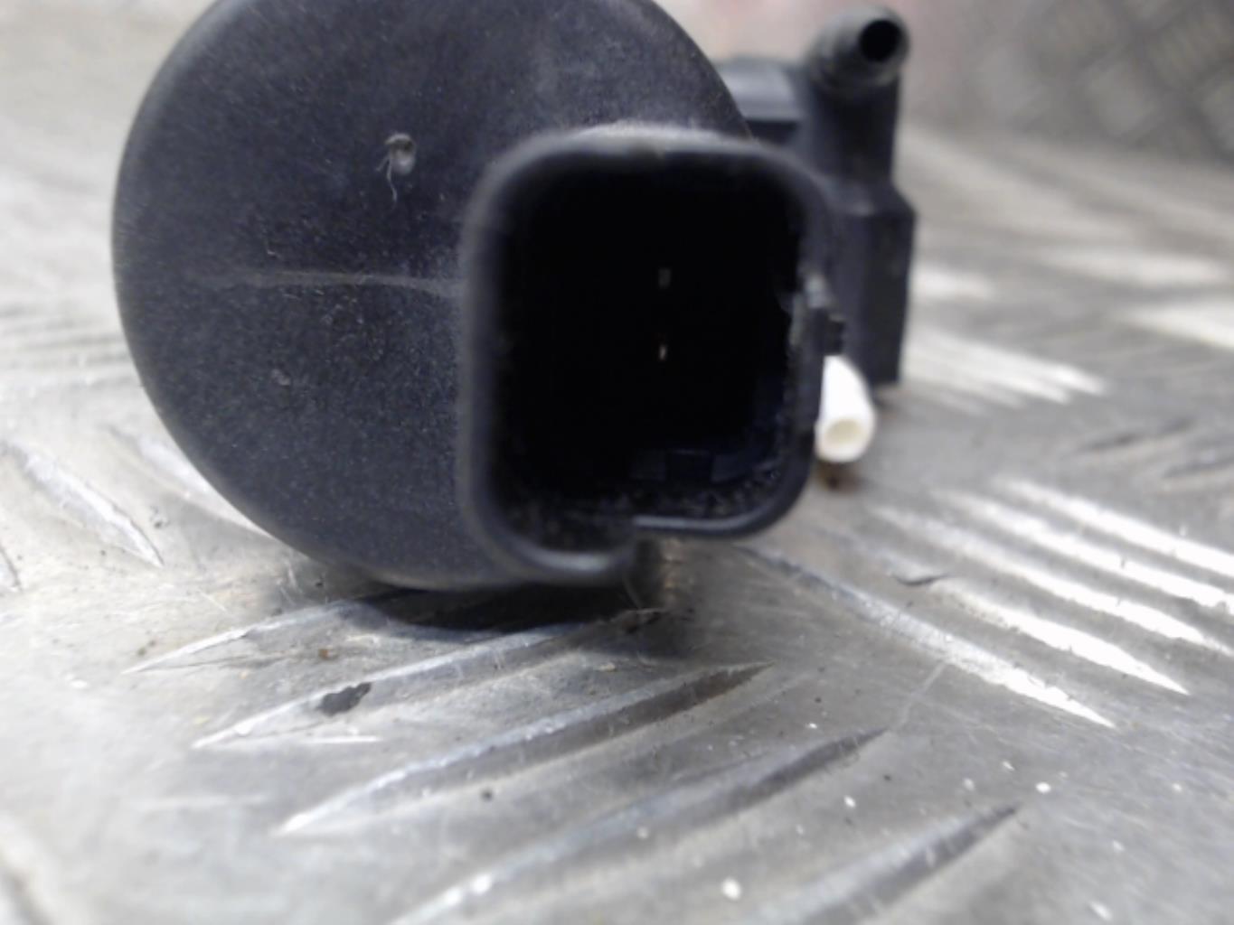 Pompa lavacristalli anteriore CITROEN C3 3 PHASE 1 Gasolina - 1