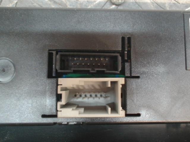 Commande chauffage BMW SERIE 1 E81 Diesel - 1
