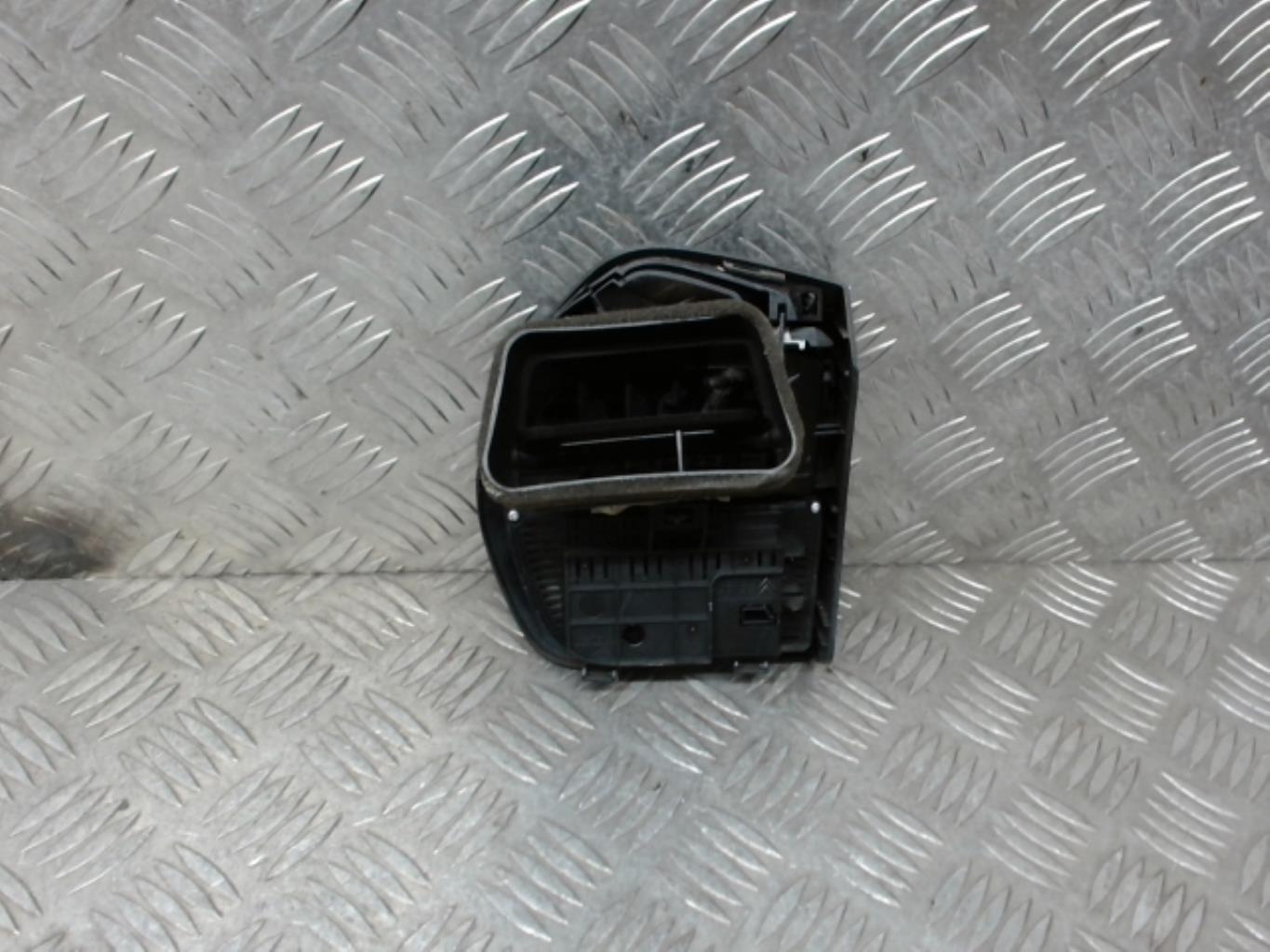 Bocchetta aerazione cruscotto anteriore sinistra CITROEN C4 PICASSO 1 Diésel - 1