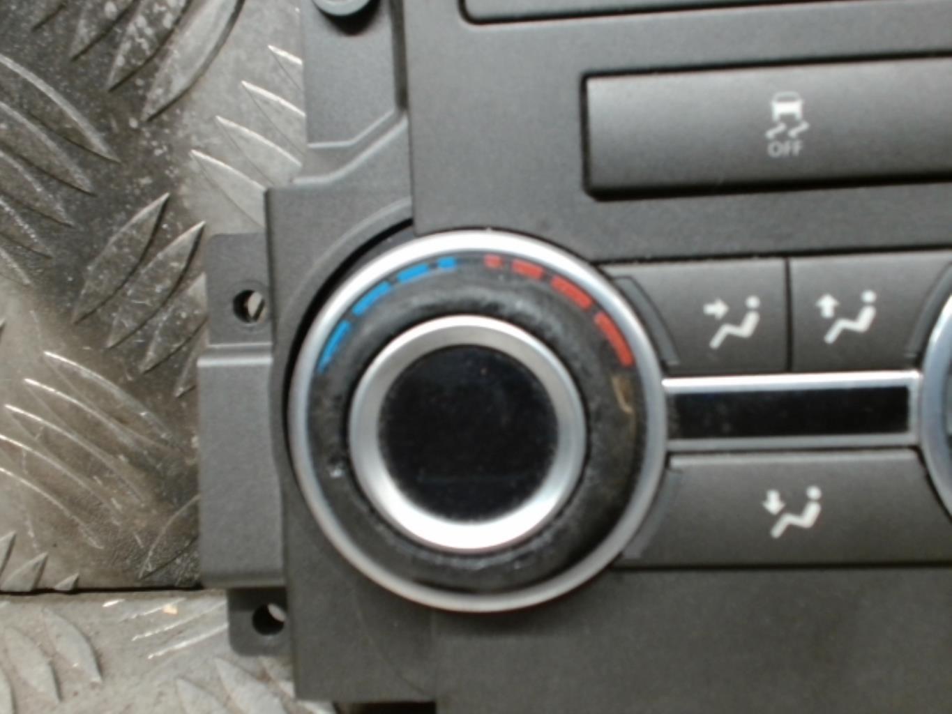Commande chauffage LAND ROVER RANGE ROVER 1 SPORT PHASE 2 Diesel - 1