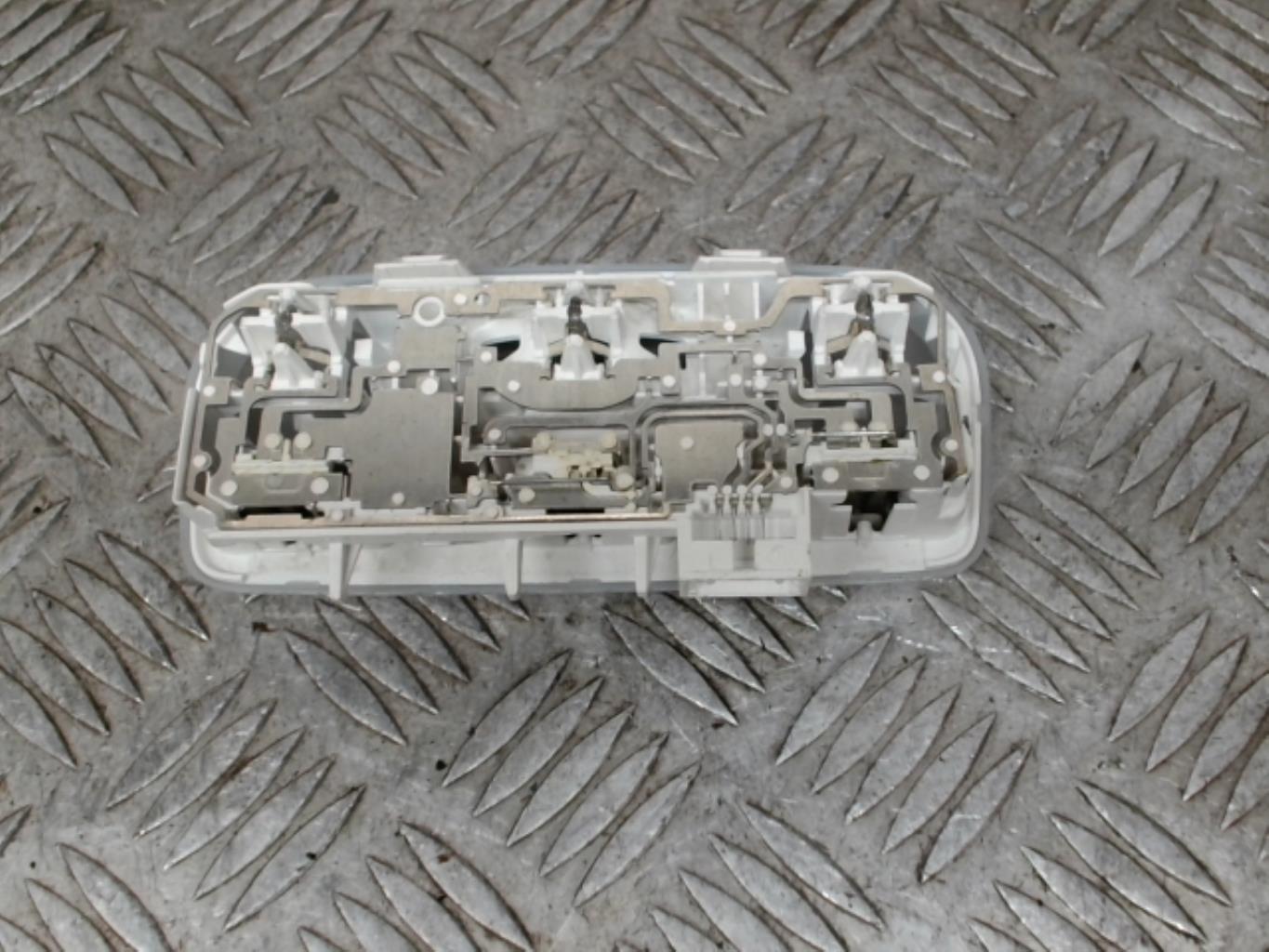 Eclairage de plafonnier RENAULT MEGANE 3 PHASE 1  - 1