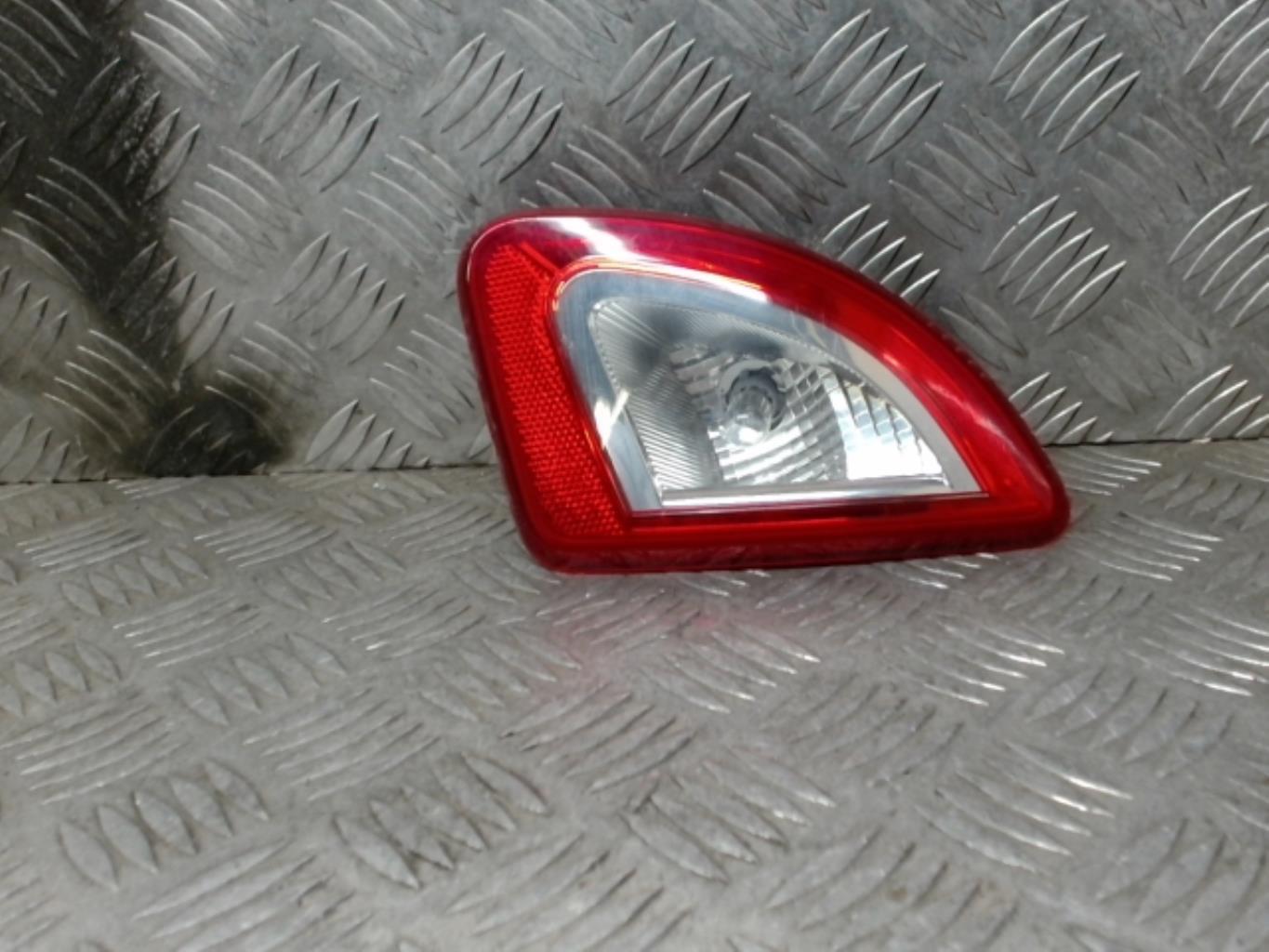 Gruppo ottico posteriore secondario destro (luci) RENAULT TWINGO 2 PHASE 2  - 1