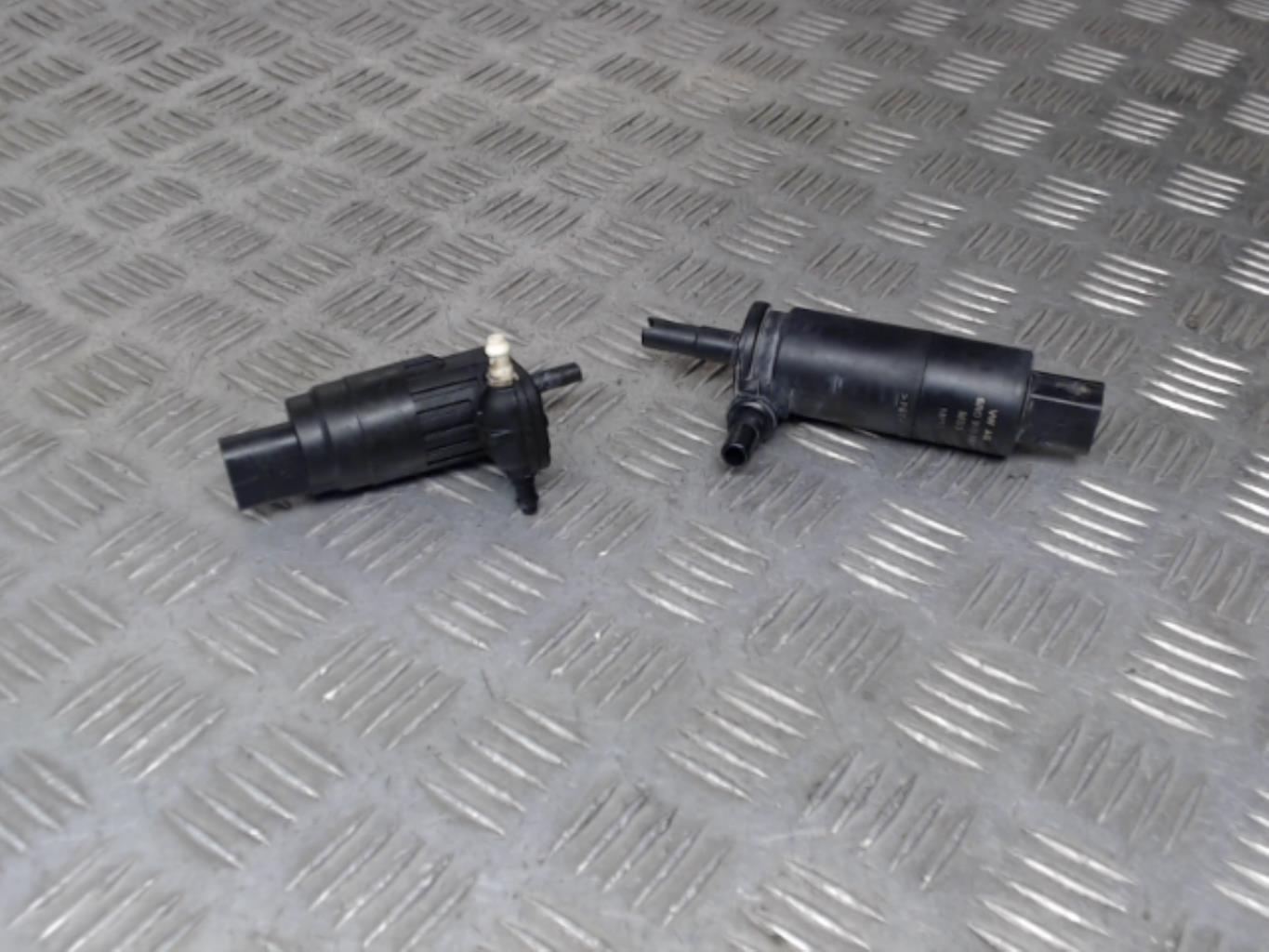 Pompe lave glace avant BMW X6 E71 PHASE 1 Diesel - 1