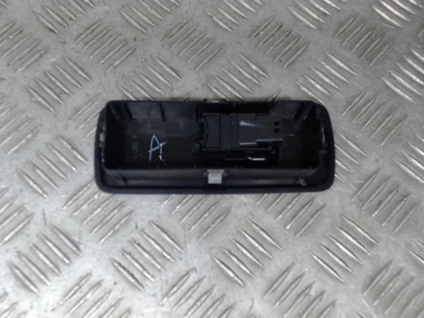 Interruttore lavacristalli anteriore destro LAND ROVER RANGE ROVER 1 SPORT PHASE 2 Diésel - 1