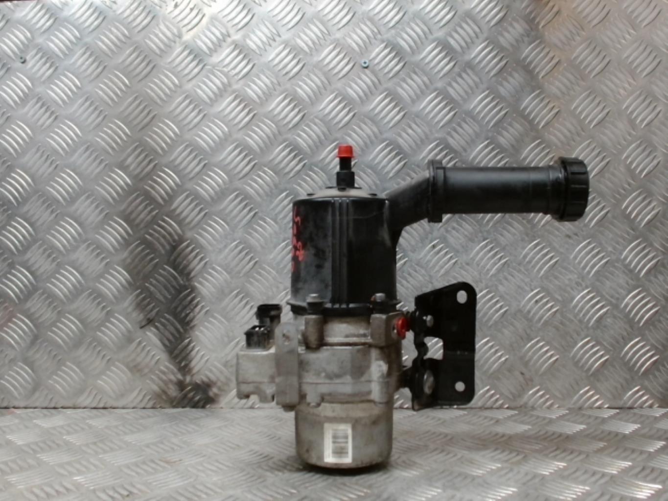Pompe de direction CITROEN C4 1 PHASE 1  - 1