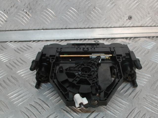 Commande chauffage VOLKSWAGEN UP PHASE 1  - 1