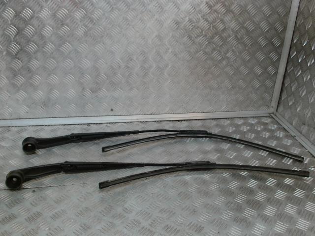 Bras essuie glace avant FORD B-MAX  - 1