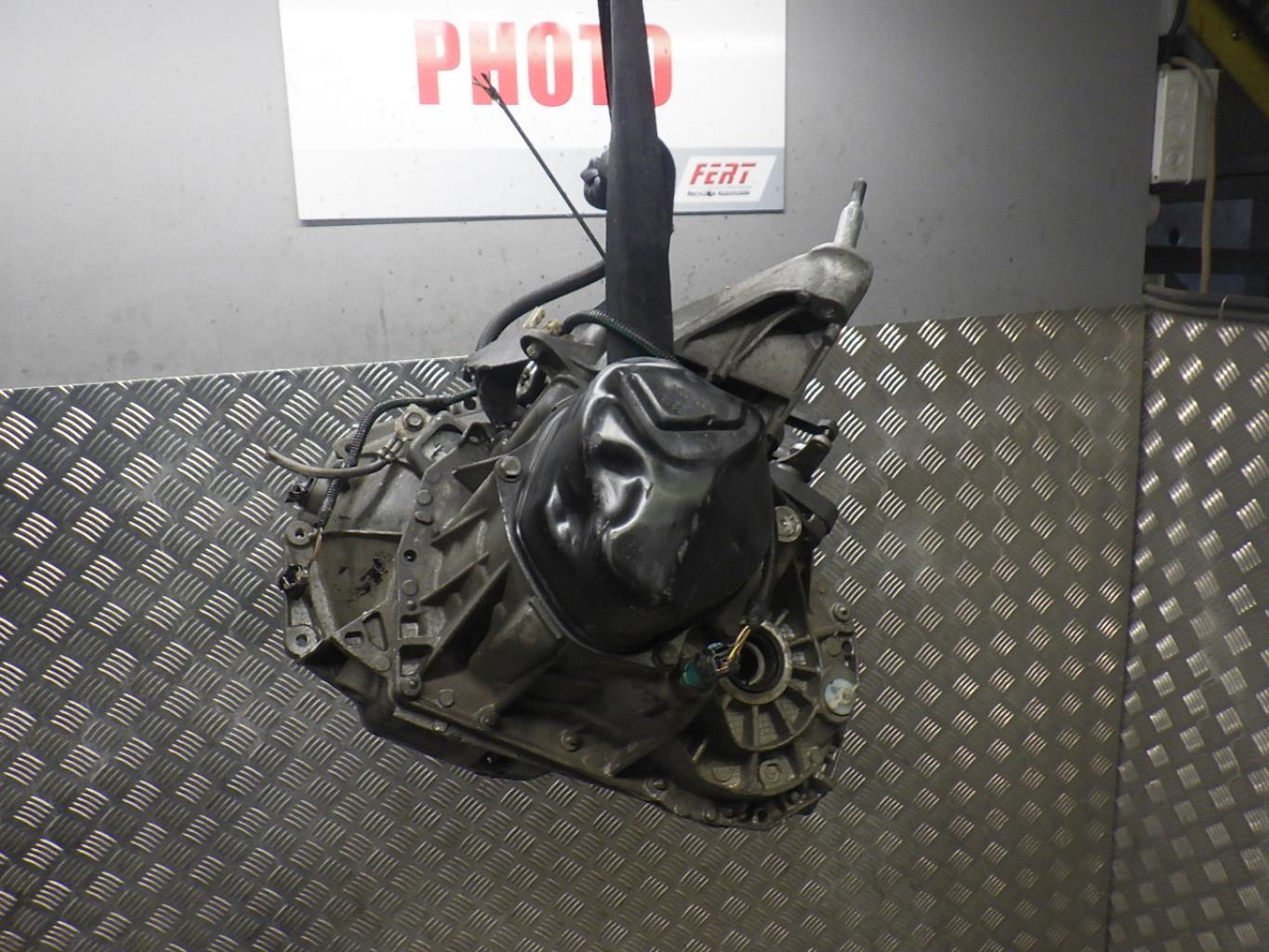 Boite de vitesses RENAULT TWINGO 3 PHASE 1 Essence - 1