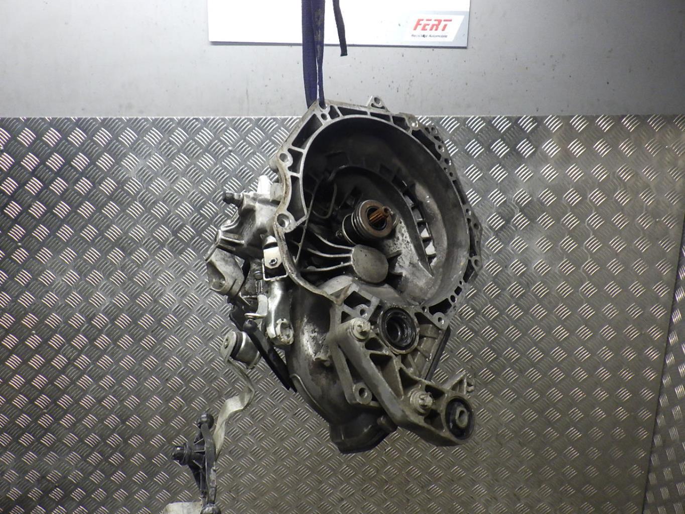 Boite de vitesses OPEL CORSA C PHASE 1 Essence - 1