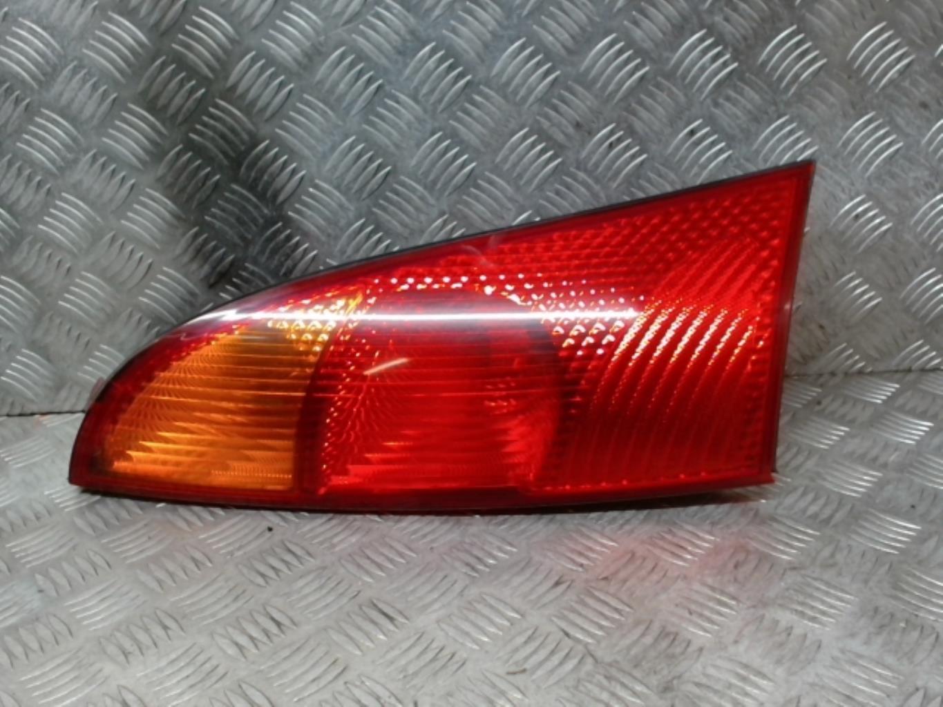 Fanale posteriore principale sinistro (luci) FORD FOCUS 1 Diésel - 1