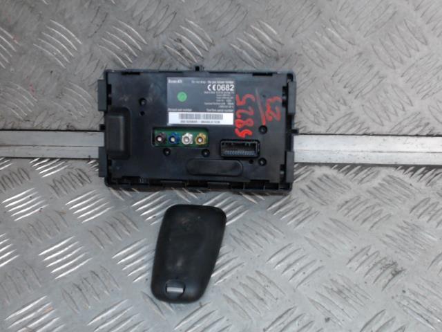 Ecran GPS RENAULT GRAND SCENIC 3 PHASE 3  - 1