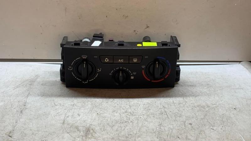 Commande chauffage PEUGEOT 207 PHASE 1 Diesel - 1