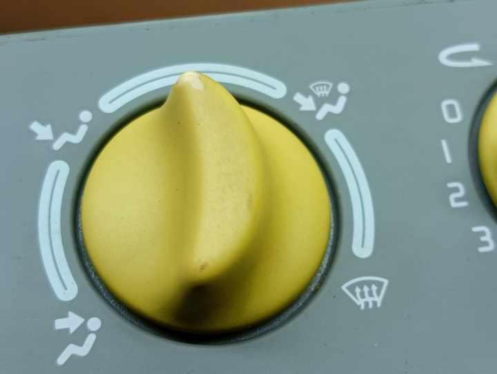 Commande chauffage RENAULT TWINGO 1 PHASE 2 Essence - 1