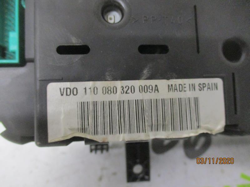 Compteur VOLKSWAGEN POLO 4 PHASE 2 Diesel - 1